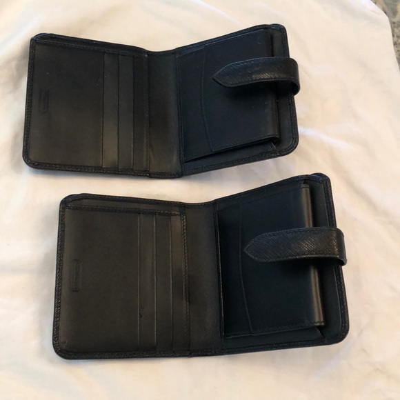 Coach wallets - 2 available $30 each or both @ $50 - Picture 3 of 6